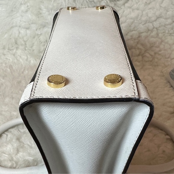 Michael Kors Dillon Saffiano leather satchel with matching long strap & MK charm - Picture 9 of 15